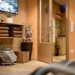 بيت ضيافة Quality Hosts Arlberg - Haus Pepi Eiter سانكت أنتون ام ارلبرغ