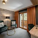 Quality Hosts Arlberg - Haus Pepi Eiter