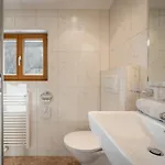 بيت ضيافة Quality Hosts Arlberg - Haus Pepi Eiter 3*