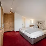 بيت ضيافة Quality Hosts Arlberg - Haus Pepi Eiter سانكت أنتون ام ارلبرغ