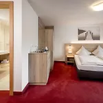 بيت ضيافة Quality Hosts Arlberg - Haus Pepi Eiter 3*