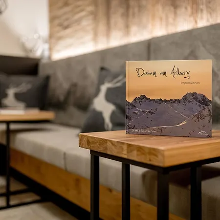 게스트하우스 Quality Hosts Arlberg - Haus Pepi Eiter 3*