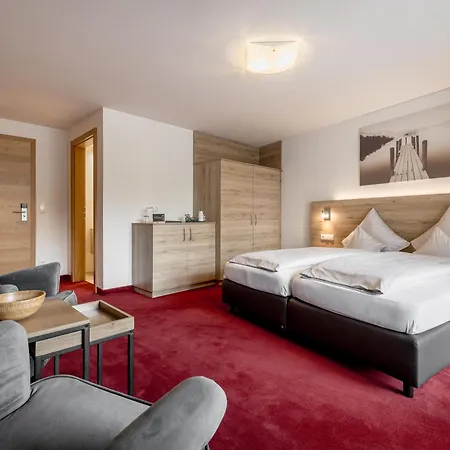 Quality Hosts Arlberg - Haus Pepi Eiter Guest house
