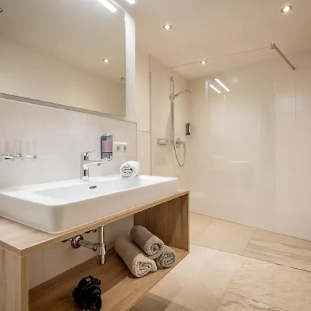 Guest house Quality Hosts Arlberg - Haus Pepi Eiter