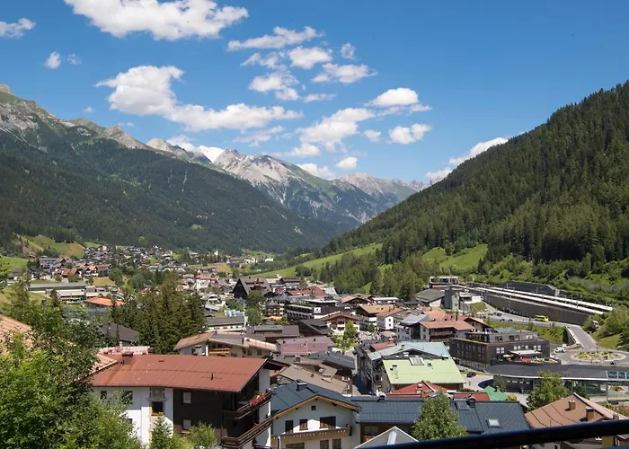 Quality Hosts Arlberg - Haus Pepi Eiter