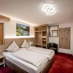 Quality Hosts Arlberg - Haus Pepi Eiter Pensionat Sankt Anton am Arlberg