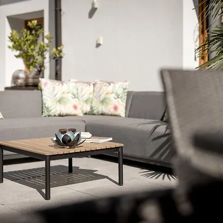 Quality Hosts Arlberg - Haus Pepi Eiter Konukevi