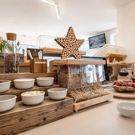 Quality Hosts Arlberg - Haus Pepi Eiter Konukevi Sankt Anton am Arlberg