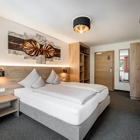 Pensjonat Quality Hosts Arlberg - Haus Pepi Eiter