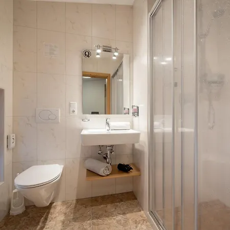 Quality Hosts Arlberg - Haus Pepi Eiter - Inklusive Sommer-karte Premium 3*
