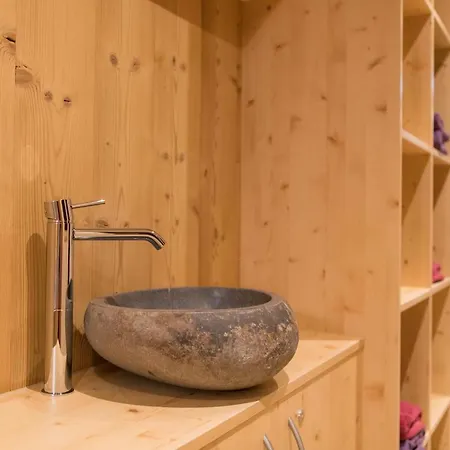 Quality Hosts Arlberg - Haus Pepi Eiter Pensjonat