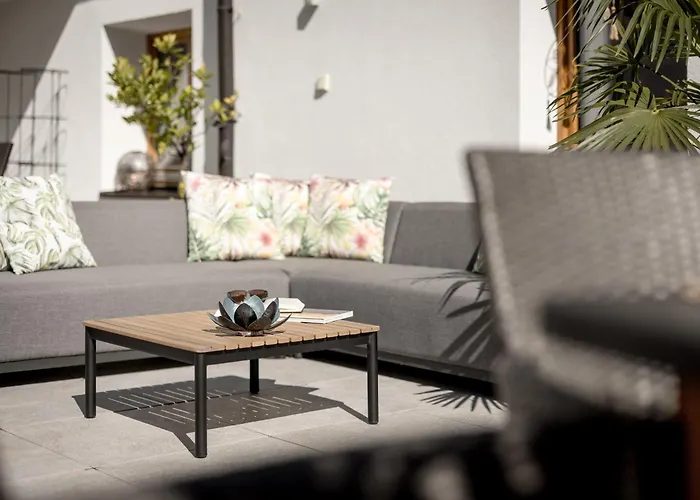 Quality Hosts Arlberg - Haus Pepi Eiter Гостевой дом