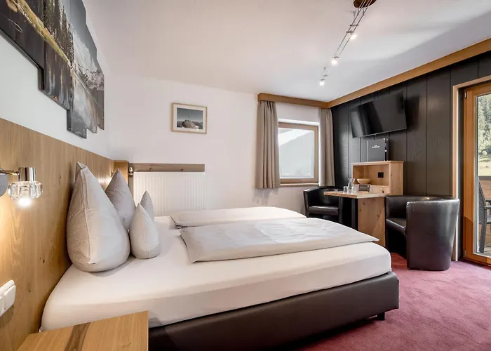 Quality Hosts Arlberg - Haus Pepi Eiter 3*