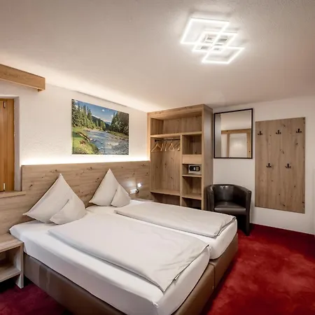 Quality Hosts Arlberg - Haus Pepi Eiter Konukevi Sankt Anton am Arlberg