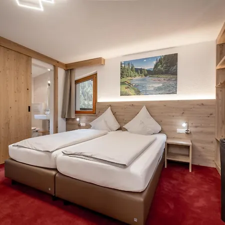 Quality Hosts Arlberg - Haus Pepi Eiter Πανσιόν