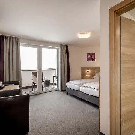 Konukevi Quality Hosts Arlberg - Haus Pepi Eiter 3*