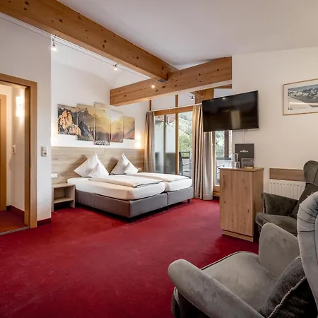 Quality Hosts Arlberg - Haus Pepi Eiter